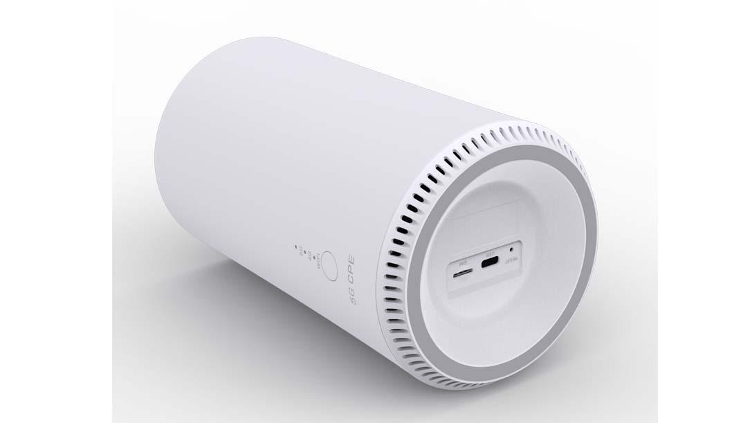 Indoor 5G CPE device for FWA broadband access